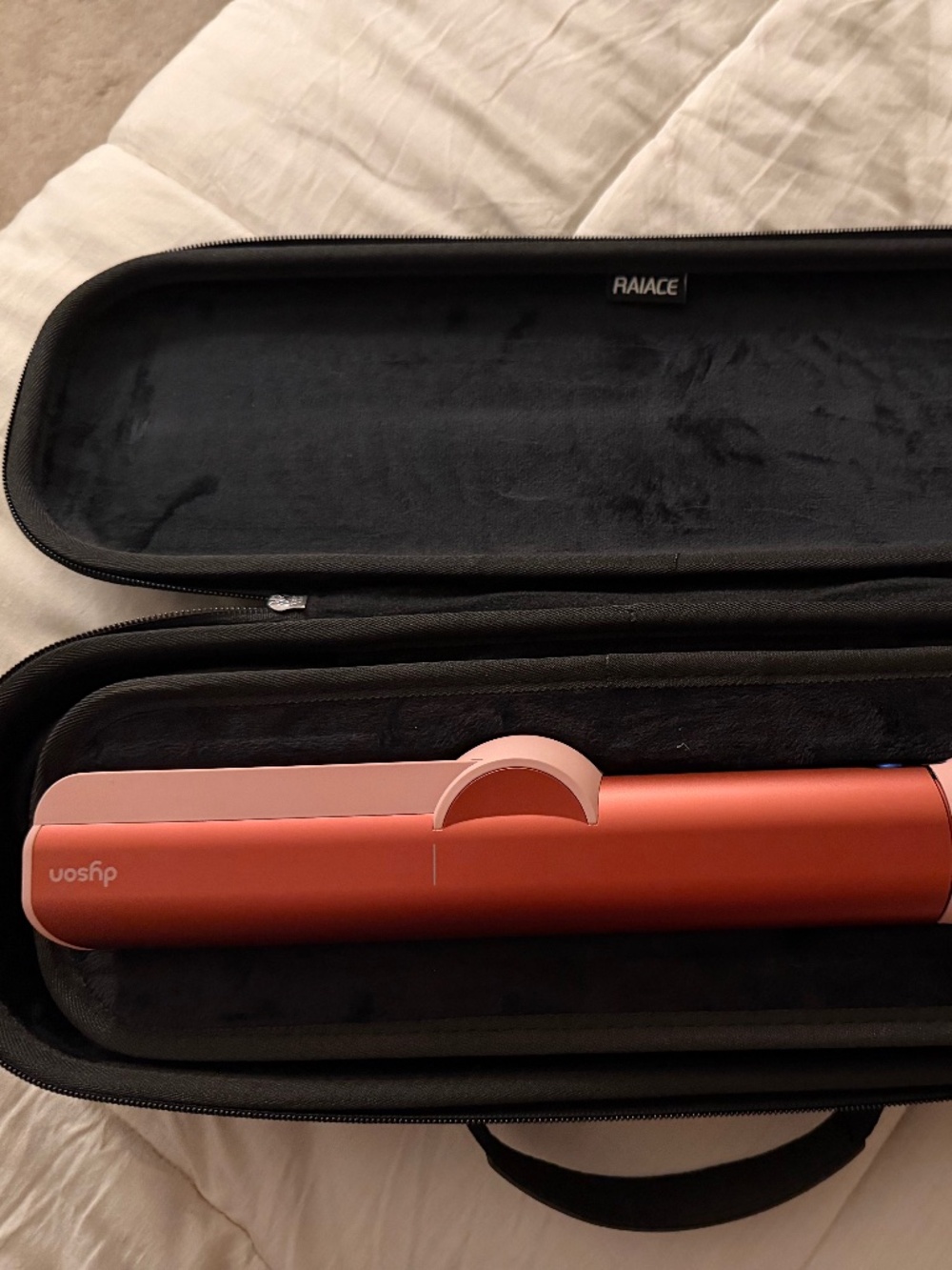 Dyson Airstrait w/ Hard Case